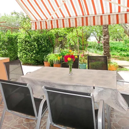 Holiday home Marijana - Zad500 By Interhome