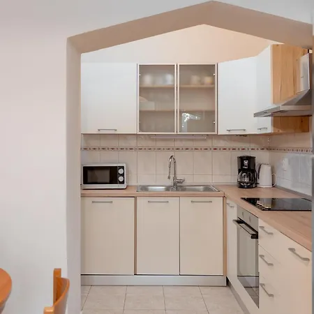 Holiday home Marijana - Zad500 By Interhome